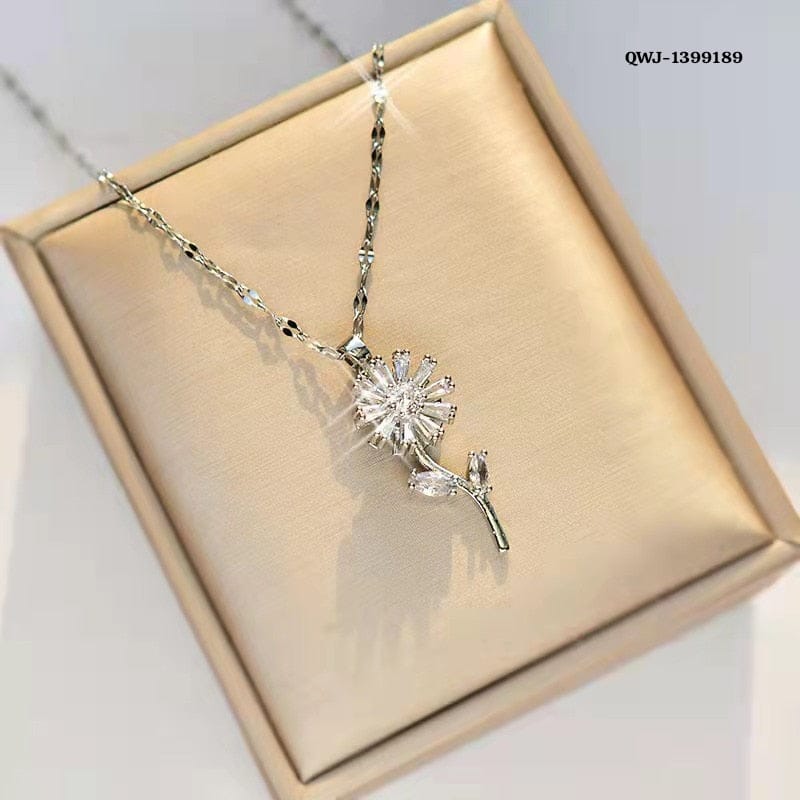 Flower Rotation Pendant Necklace – Golden