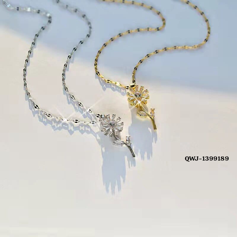 Flower Rotation Pendant Necklace – Golden