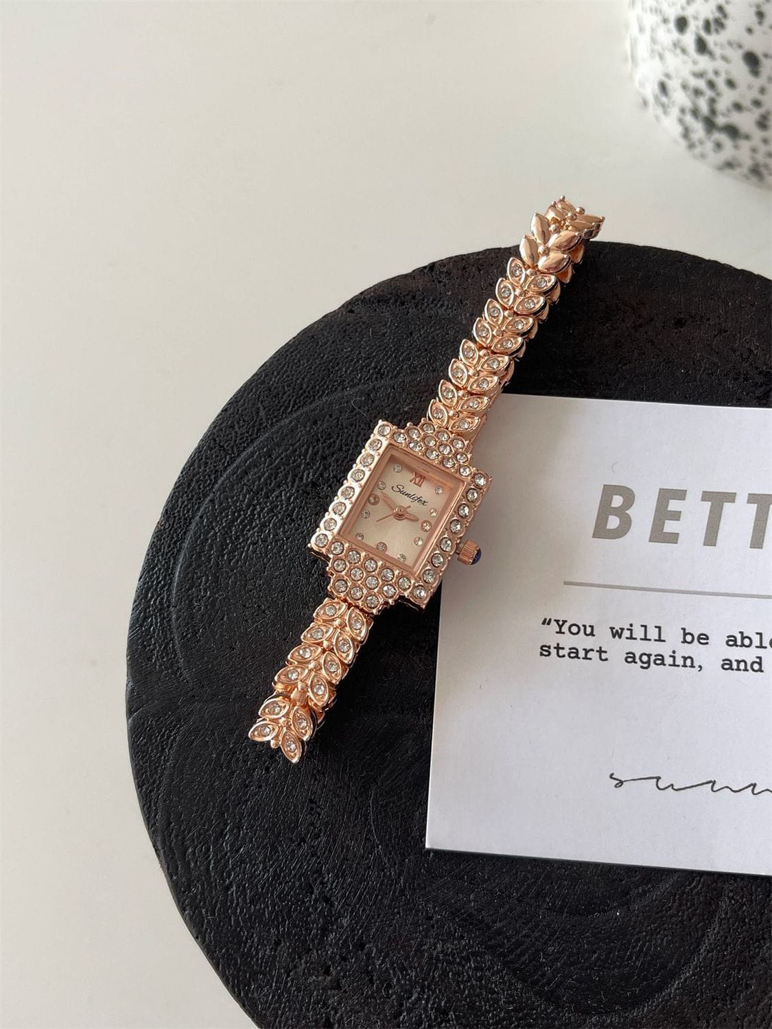 Elegance Imported Korean Shape Trending Leaf Watch